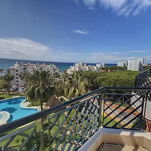 frontline-beach-penthouse-in-mi-capricho.1costadelsol.com/